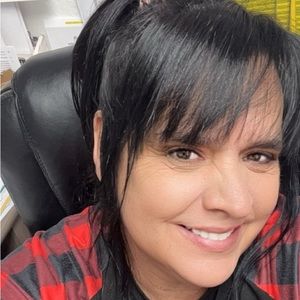 Meet your Posher, Robin